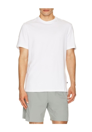 On Focus-T in White. Size S. Also in XS, M, L, XL/1X, XXL/2X.