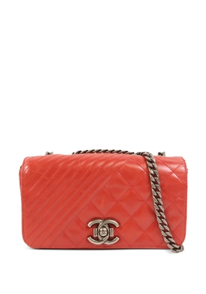 CHANEL Pre-Owned Boy Channel shoulder bag - Red