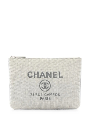CHANEL Pre-Owned 2016-2017 Deauville logo-print clutch bag - Grey