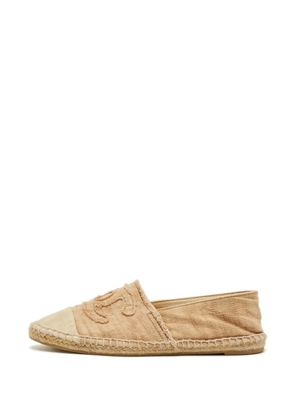CHANEL Pre-Owned CC-motif espadrilles - Neutrals