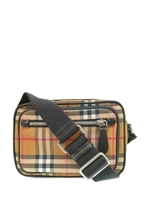 Burberry Pre-Owned 2000-2017 House Check Nylon Paddy crossbody bag - Neutrals