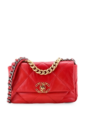 CHANEL Pre-Owned 19 Flap Bag Quilted Leather Medium crossbody bag - Red