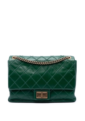 CHANEL Pre-Owned 2012-2013 Jumbo Diamond Debossed Calfskin Reissue 2.55 Cosmos Flap shoulder bag - Green