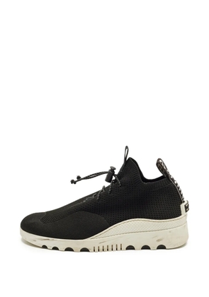 Miu Miu Pre-Owned knit low-top sneakers - Black