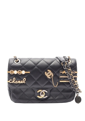 CHANEL Pre-Owned 2021-2026 Lambskin Coco Clips Flap Bag shoulder bag - Black