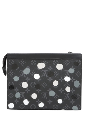 Louis Vuitton Pre-Owned 2021-2026 Yayoi Kusama Monogram Eclipse Pochette Voyage MM clutch bag - Black