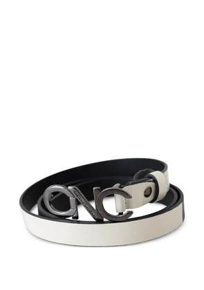 Costume National logo-buckle leather belt - White