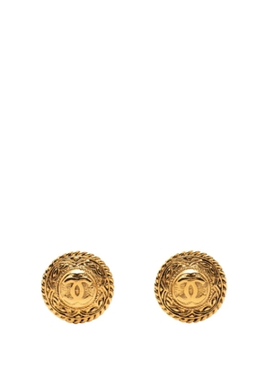 CHANEL Pre-Owned 1970-1980 CC Gold Plated Round Clip On Earrings costume earrings