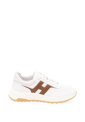 Hogan logo-patch panelled sneakers - White