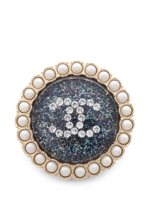 CHANEL Pre-Owned 2019 CC logo-detail rhinestone brooch - Gold
