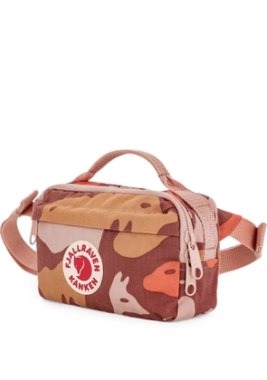 Fjällräven Kånken camouflage-print belt bag - Brown