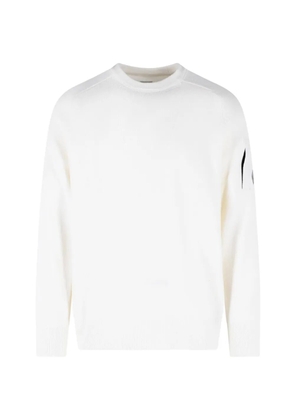 C.P. Company lens-detail ribbed-shoulder sweater - White