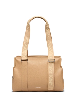 Calvin Klein logo-strap pebbled-effect tote bag - Neutrals