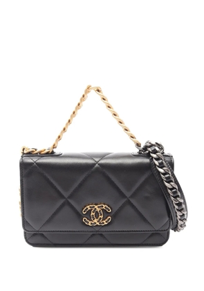 CHANEL Pre-Owned 2021-2026 Quilted Lambskin 19 Wallet on Chain satchel - Black
