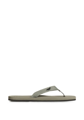 Maison Kitsuné x Indosole Easy Living fox-patch flip flops - Green