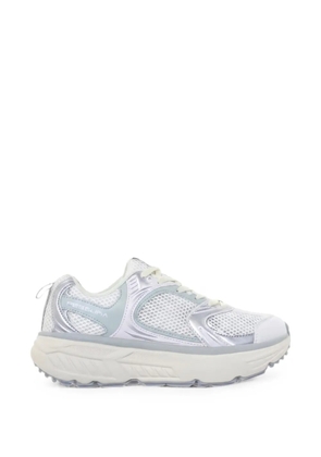 Fessura TRAIL DVL mesh-panelled metallic-effect sneakers - White