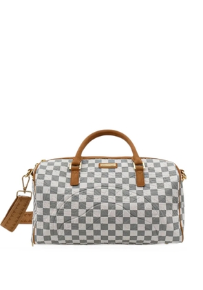 Sprayground check-pattern logo-embossed holdall - White