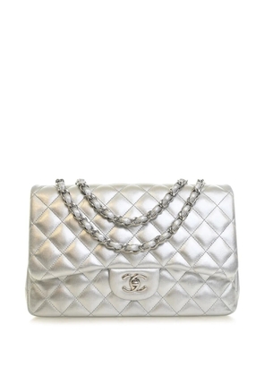 CHANEL Pre-Owned 2009-2010 Jumbo Classic Metallic Lambskin Single Flap shoulder bag - Silver