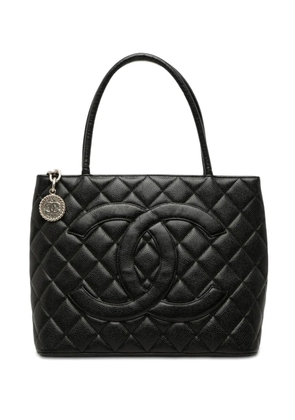 CHANEL Pre-Owned 2000-2002 Caviar Medallion tote bag - Black