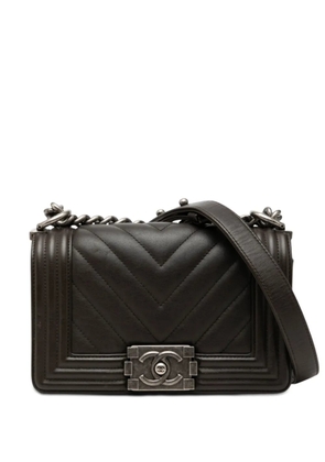 CHANEL Pre-Owned 2018-2019 Small Chevron Lambskin Boy Flap crossbody bag - Brown