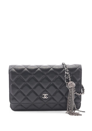 CHANEL Pre-Owned 2018-2019 Diamond-quilted chain-strap mini crossbody bag - Black