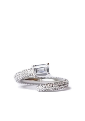 Izabel Display twist ring - White