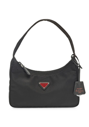 Prada Pre-Owned Re-Edition 2000 triangle logo shoulder bag - Black