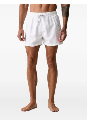 Ea7 Emporio Armani logo-print swim shorts - White