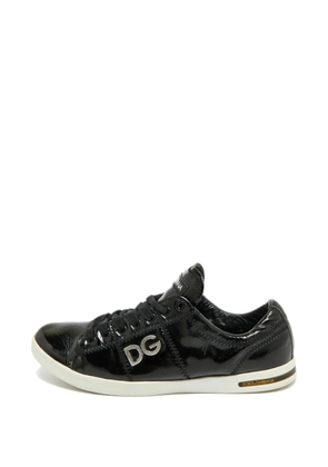 Dolce & Gabbana Pre-Owned DG Logo patent-leather sneakers - Black
