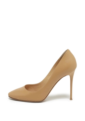 Jimmy Choo Pre-Owned round-toe leather pumps - Neutrals