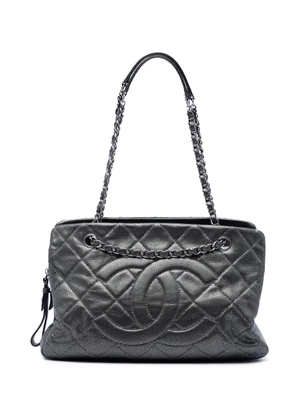 CHANEL Pre-Owned 2010-2011 CC Quilted Caviar Chain tote bag - Grey