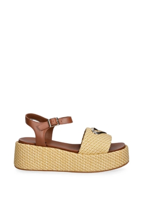 Love Moschino heart-plaque platform sandals - Neutrals