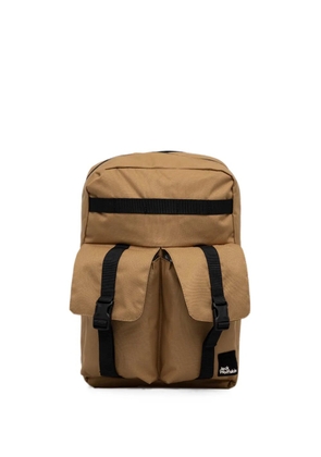 JACK WOLFSKIN buckle-fastening logo-patch backpack - Neutrals