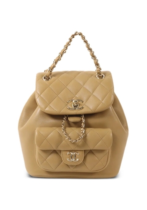 CHANEL Pre-Owned quilted turn-lock-fastening backpack - Neutrals