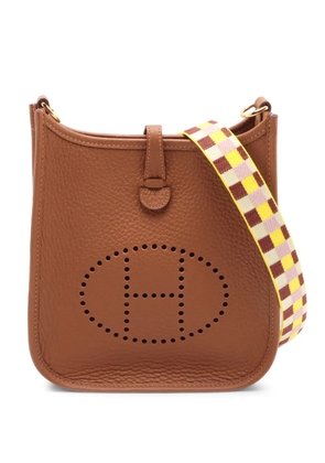 Hermès Pre-Owned 2025 Clemence Evelyne 16 Amazone crossbody bag - Brown