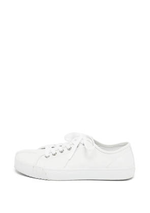 Maison Martin Margiela Pre-Owned Tabi split-toe sneakers - White