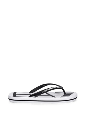 Ea7 Emporio Armani logo-lettering flip-flops - White