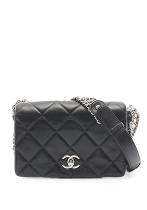 CHANEL Pre-Owned 2021 Matelassé chain shoulder bag - Black