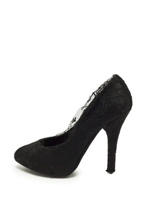 Dolce & Gabbana Pre-Owned lace round-toe pumps - Black