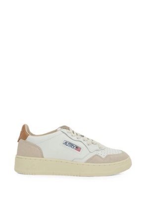Autry Medalist leather sneakers - White