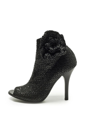 Dolce & Gabbana Pre-Owned straw floral-appliqué open-toe ankle boots - Black