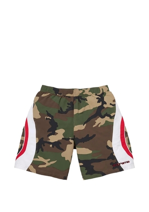 Supreme camouflage-print shorts - Green