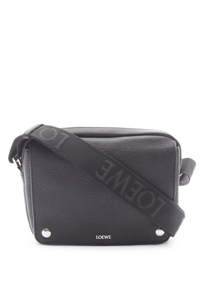 Loewe Pre-Owned 2020s medium Pebble leather messenger bag - Black