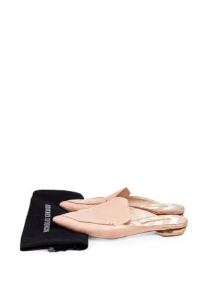 Nicholas Kirkwood Beya pointed-toe flat mules - Neutrals