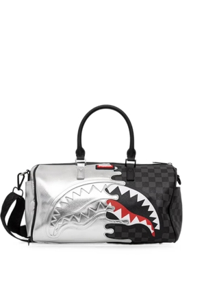 Sprayground Shark-mouth checkerboard holdall - Silver