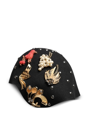 Dolce & Gabbana brooch-embellished wool cloche hat - Black