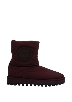 Dolce & Gabbana padded logo-patch boots - Red