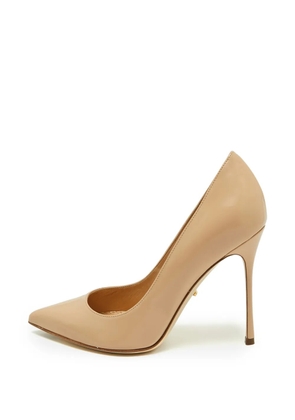 Gianvito Rossi pointed-toe leather pumps - Neutrals