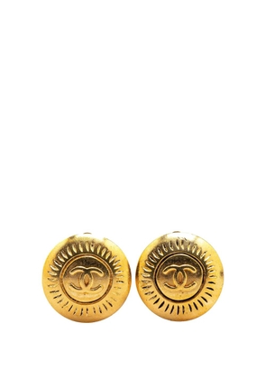 CHANEL Pre-Owned 1996 Gold Plated CC Round Clip on Earrings costume earrings