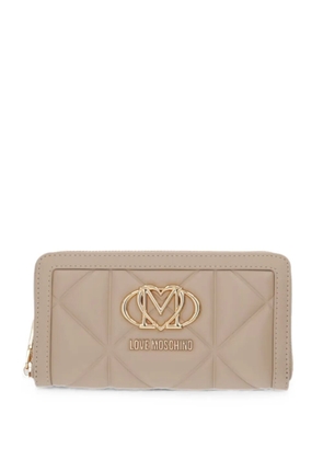 Love Moschino quilted logo-plaque wallet - Neutrals